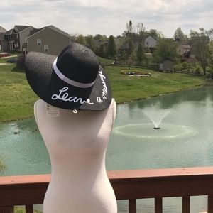 Black floppy brim summer hat leave a message